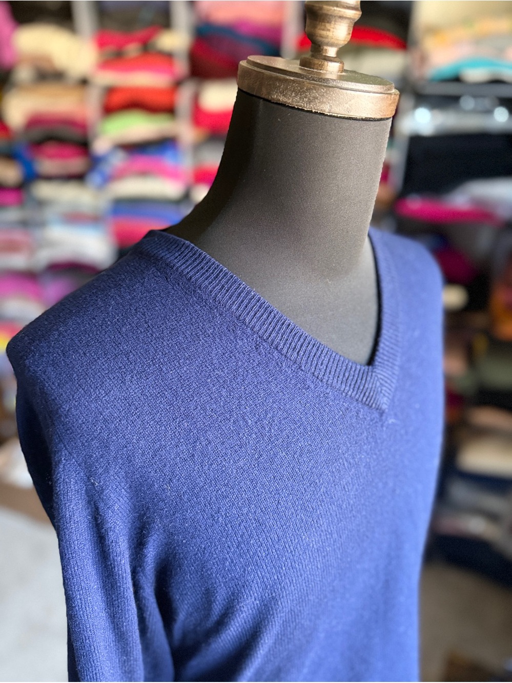 Vintage Men's Cashmere V-Neck Sweater -Blue